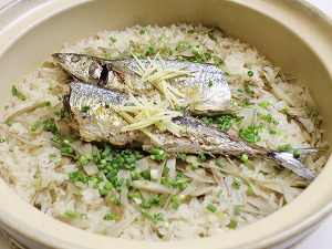 「焼きサンマの混ぜごはん」