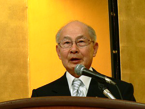 國分勘兵衛会長