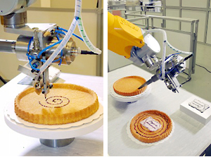 欧州での活用事例－ケーキのデコレーション（左）とケーキのカッティング（右）