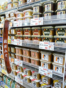 全国味噌特集 有力スーパーのバイヤーに聞く トレンドは 無添加 減塩 小容量 日本食糧新聞電子版