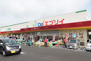 オープンした「鮮Do！エブリイ西条御薗宇店」