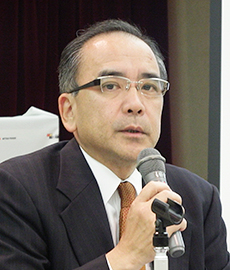 藤吉泰晴社長