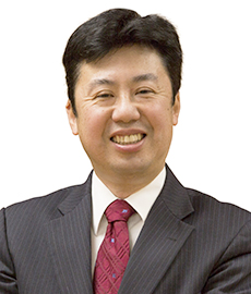 井上創太氏