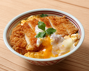 カツ丼などの弁当具材をターゲットにブラッシュアップした「ベスト三元豚ロースカツ」