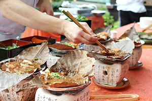 大使公邸で岐阜県産飛騨牛の味噌焼きを提供