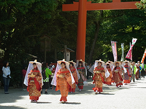 下鴨神社（京都市）での奉納祭