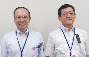 野々村透取締役中日本西部統括（左）と尾家啓二社長