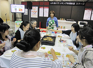 ふれあいクッキング スタジアム エスビー食品 シーズニングで手軽においしさ 魅力伝える 日本食糧新聞電子版
