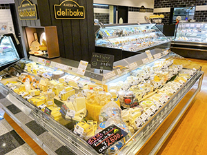 「デリベイク」ブランドで展開するチーズ売場