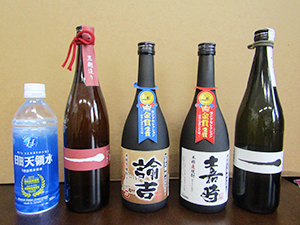 「日田天領水」と焼酎の商品例