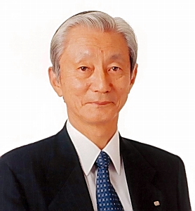 松崎昭雄