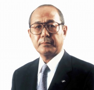 伊藤園 着実な成長目指す お いお茶 1億ケース販売へ 炭酸と紅茶を強化 日本食糧新聞電子版